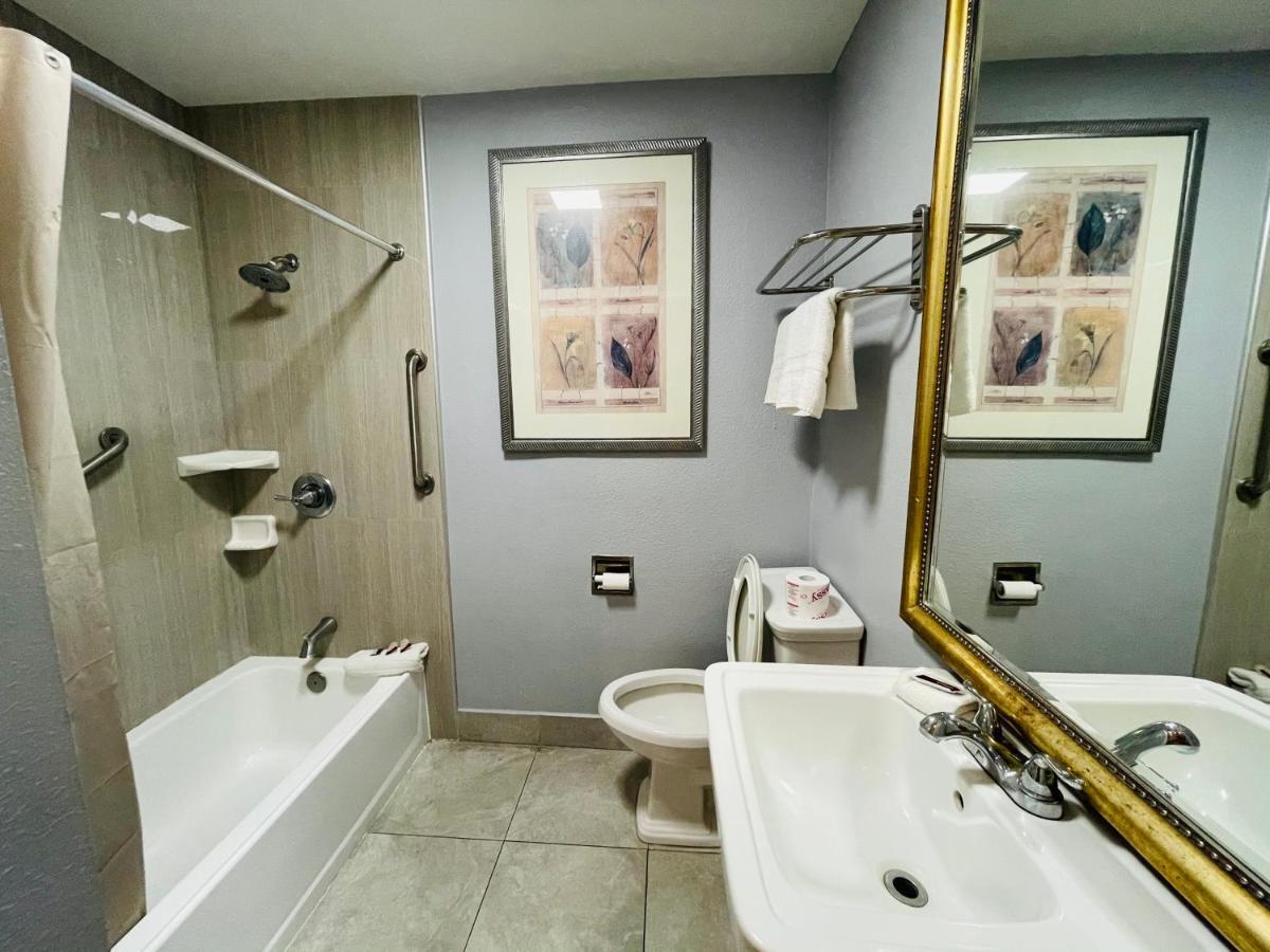 Casa Blanca Inn & Suites Whittier Exteriör bild
