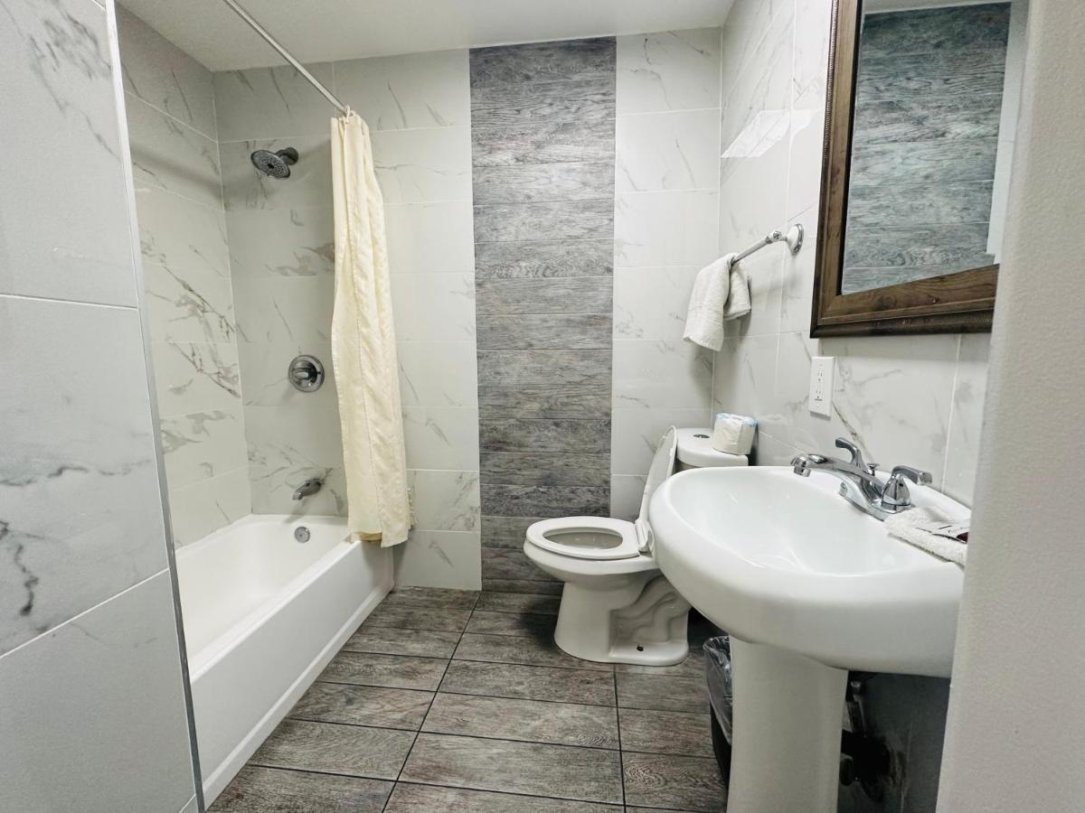 Casa Blanca Inn & Suites Whittier Exteriör bild