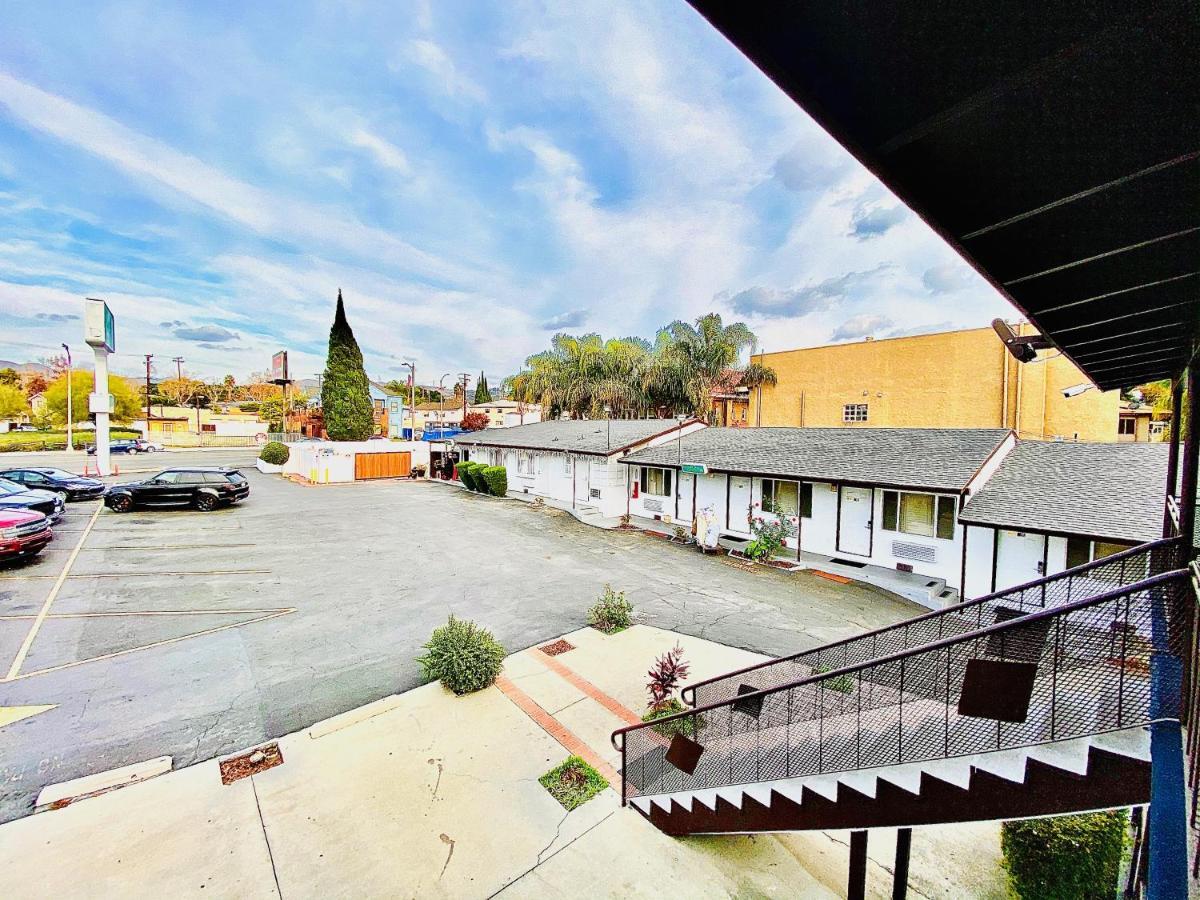 Casa Blanca Inn & Suites Whittier Exteriör bild